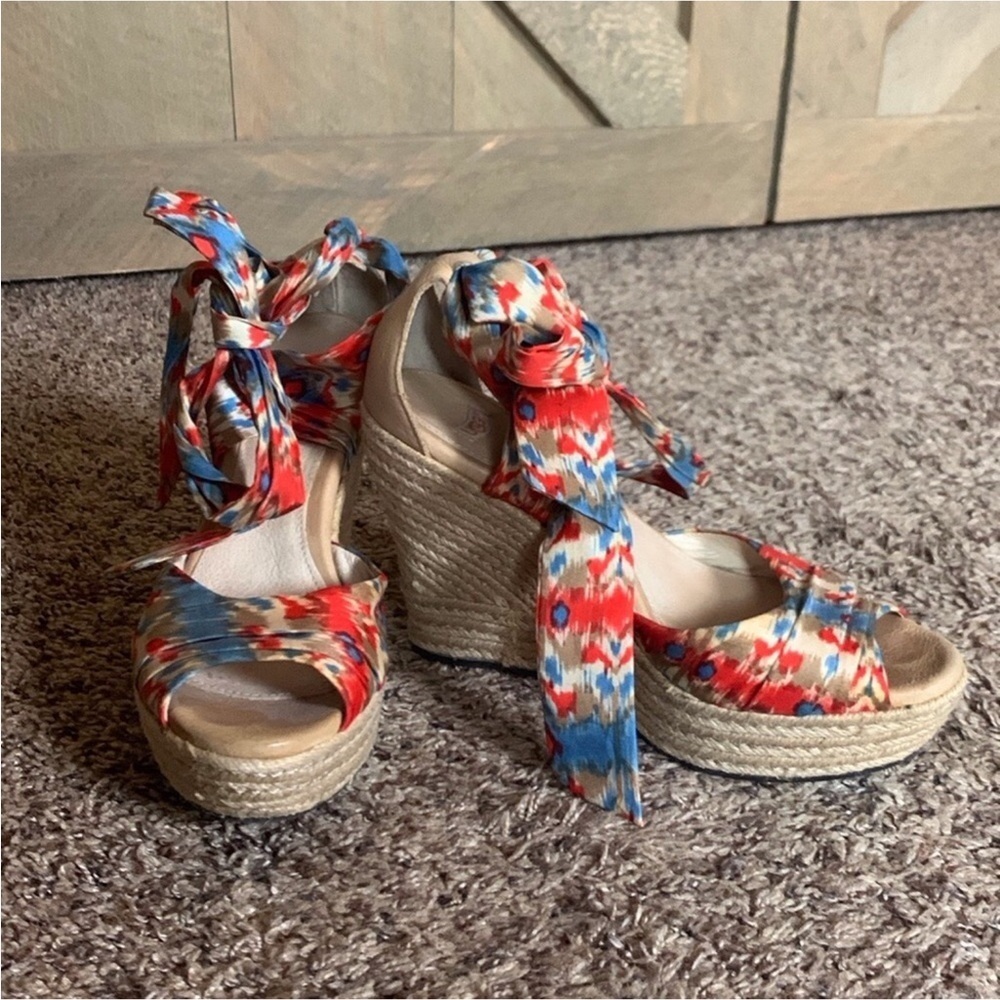 UGG Lucianna Santorini silk Ikat print wrap espadrilles sandals Size 7.5 - Picture 3 of 13